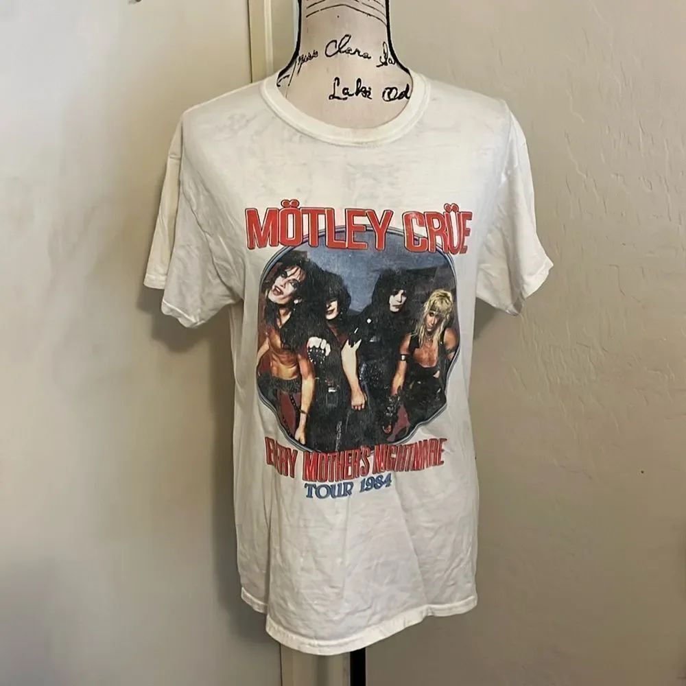 Motley Crue Every Mother’s Nightmare Tour White Graphic Shirt